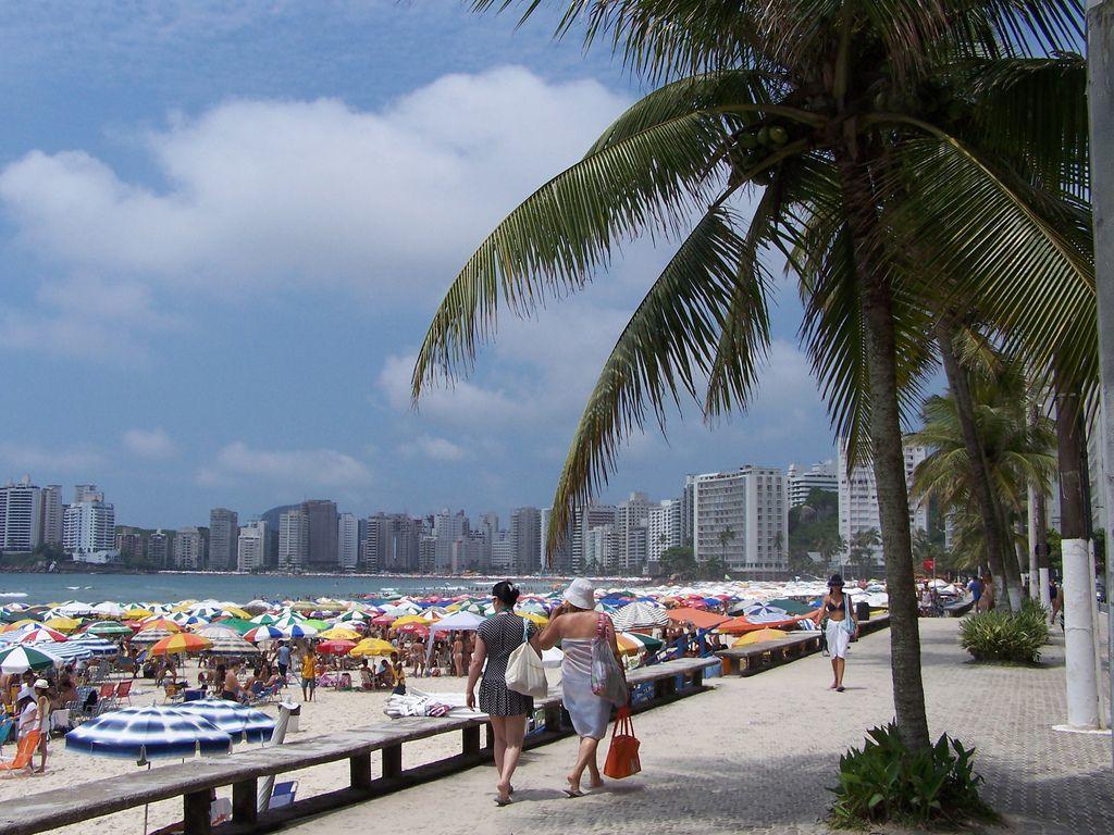 Apartamento Estudio Na Pitangueiras Guarujá Buitenkant foto
